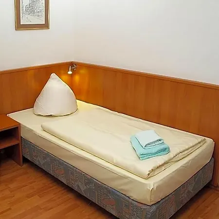 Altstadthotel Wienecke Отель 2*