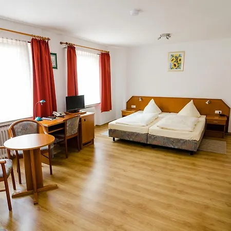 Otel Altstadthotel Wienecke 2*